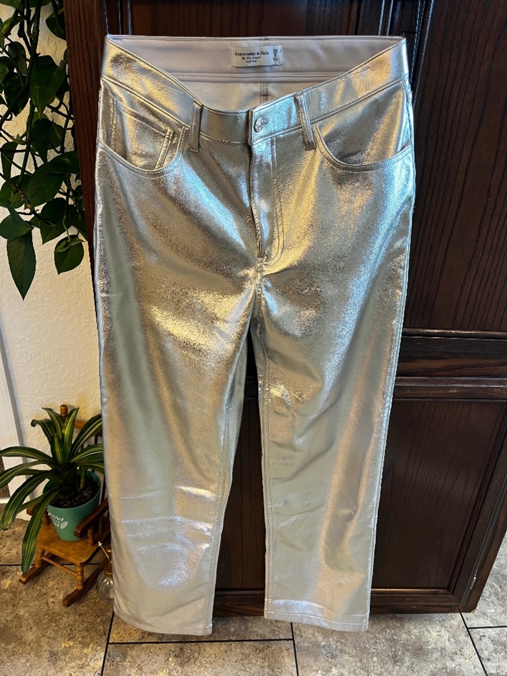 Ambercrombie and fitch shiny metallic leather look womens pants.